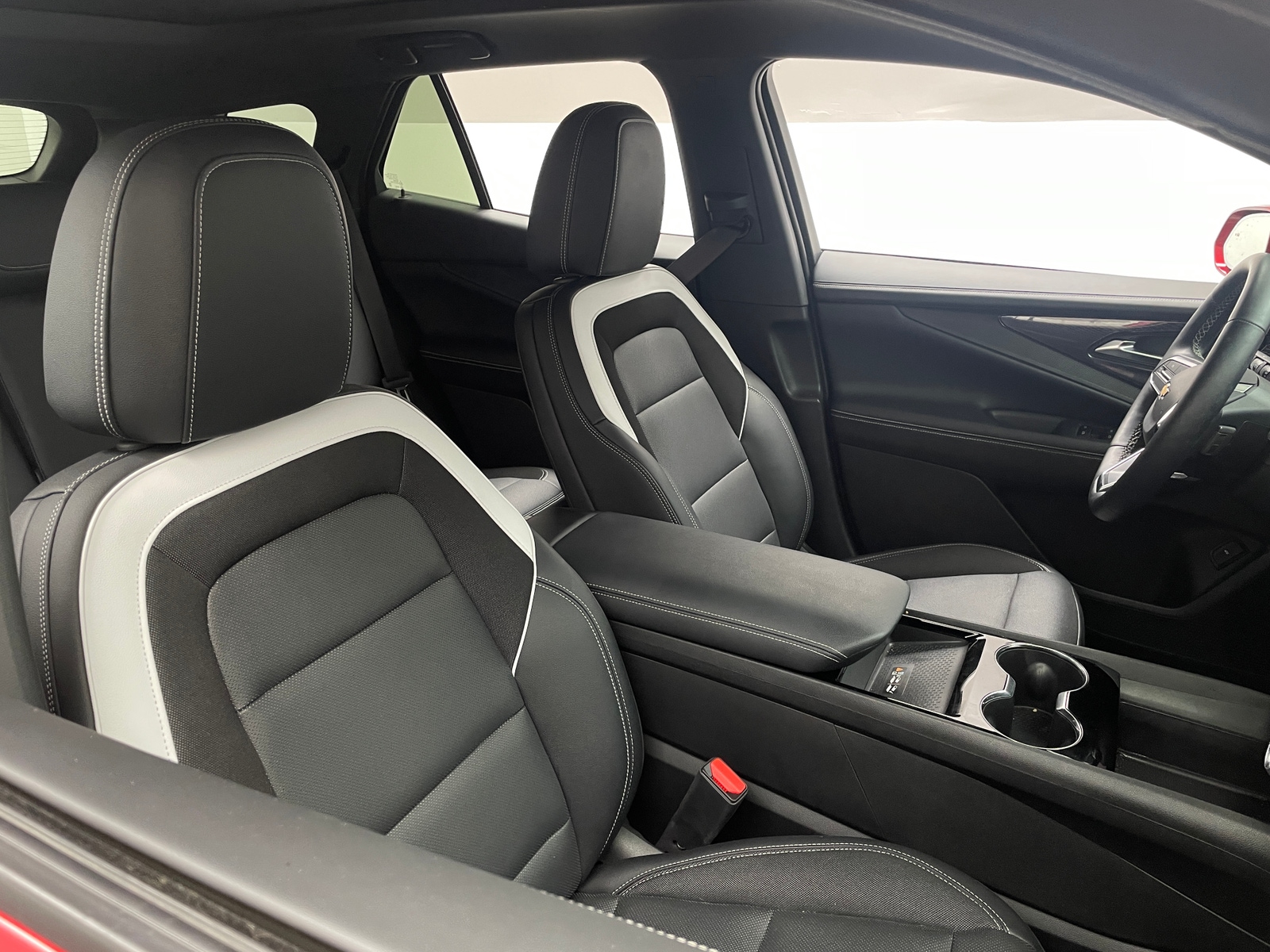 Thumbnail: 2024 Chevrolet Blazer EV - 2