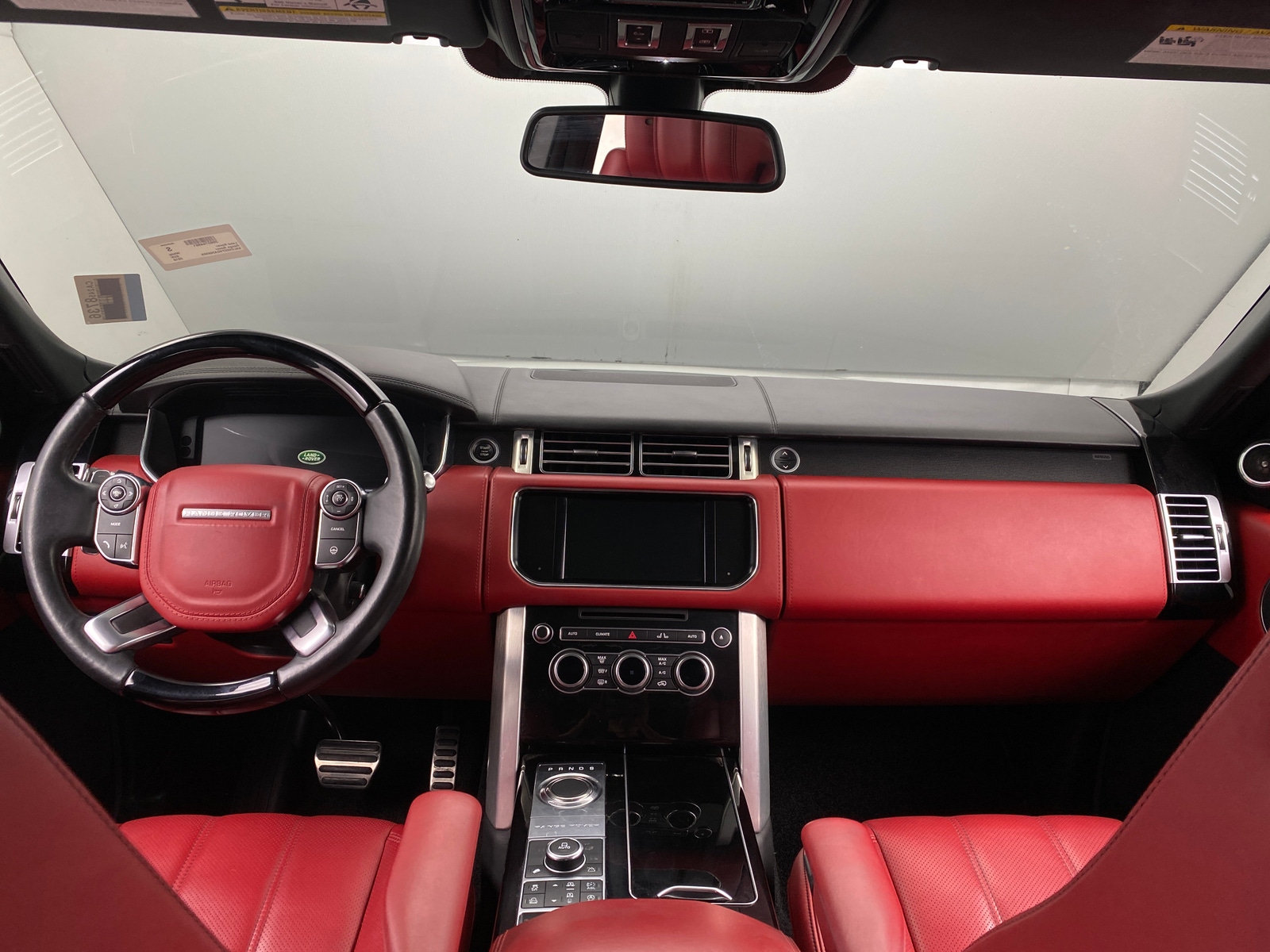 Thumbnail: 2016 Land Rover Range Rover - 2