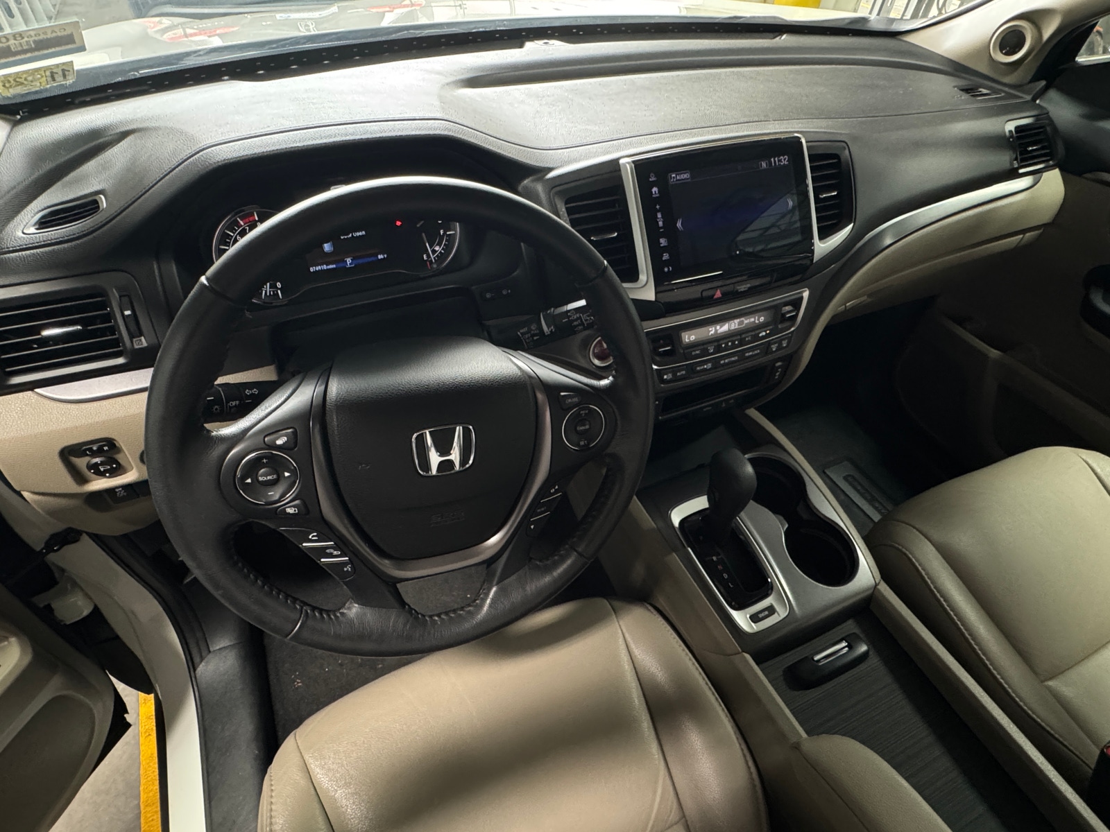 Thumbnail: 2018 Honda Pilot - 2