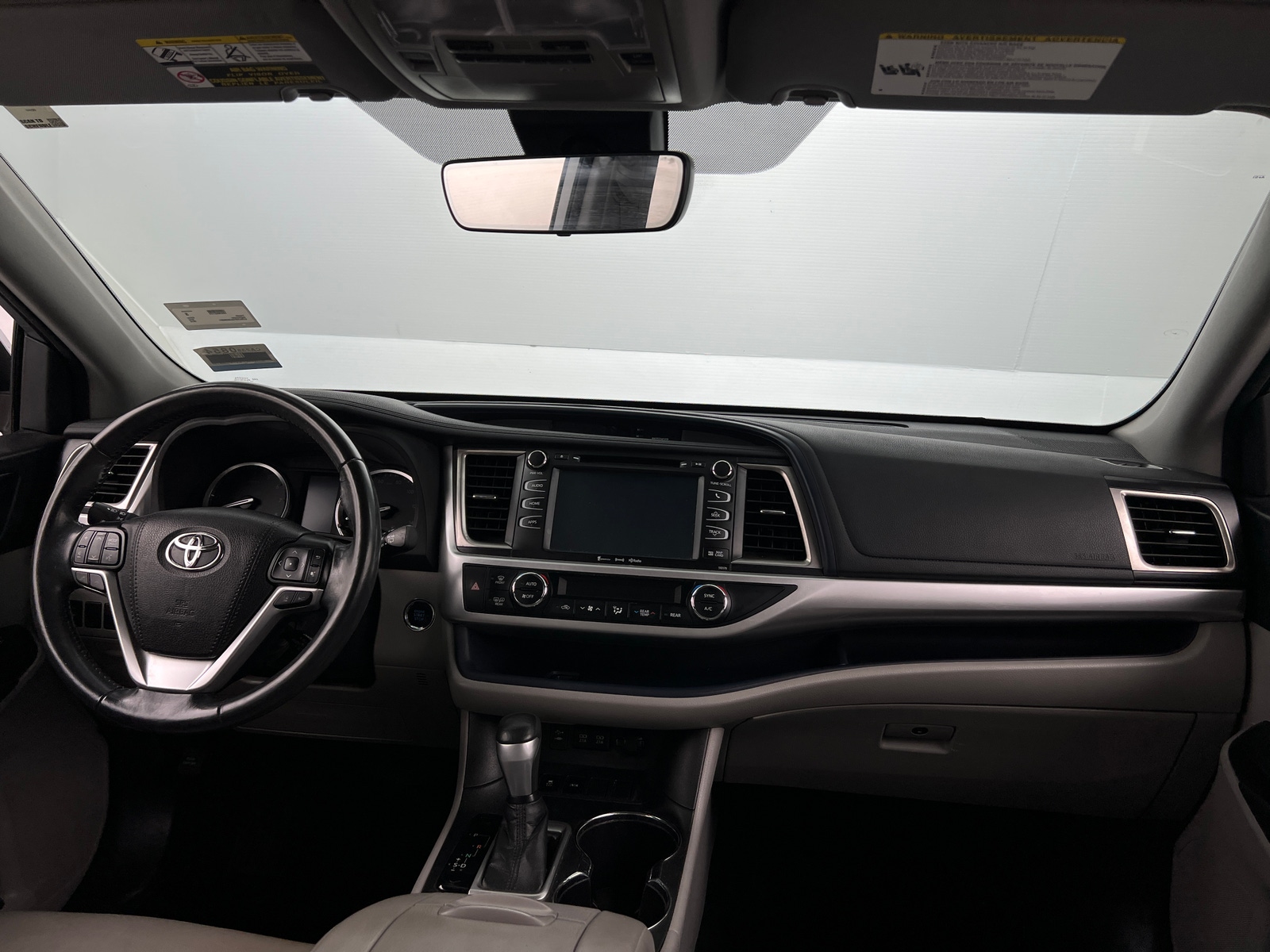 Thumbnail: 2018 Toyota Highlander - 2
