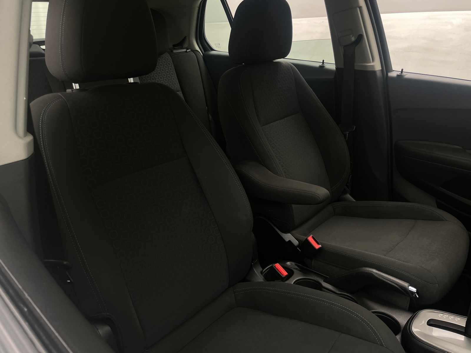 Thumbnail: 2016 Chevrolet Trax - 2