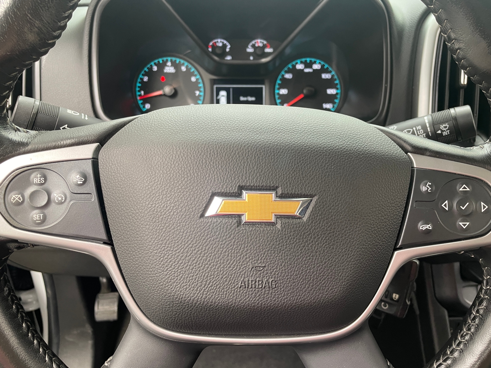 Thumbnail: 2021 Chevrolet Colorado - 5