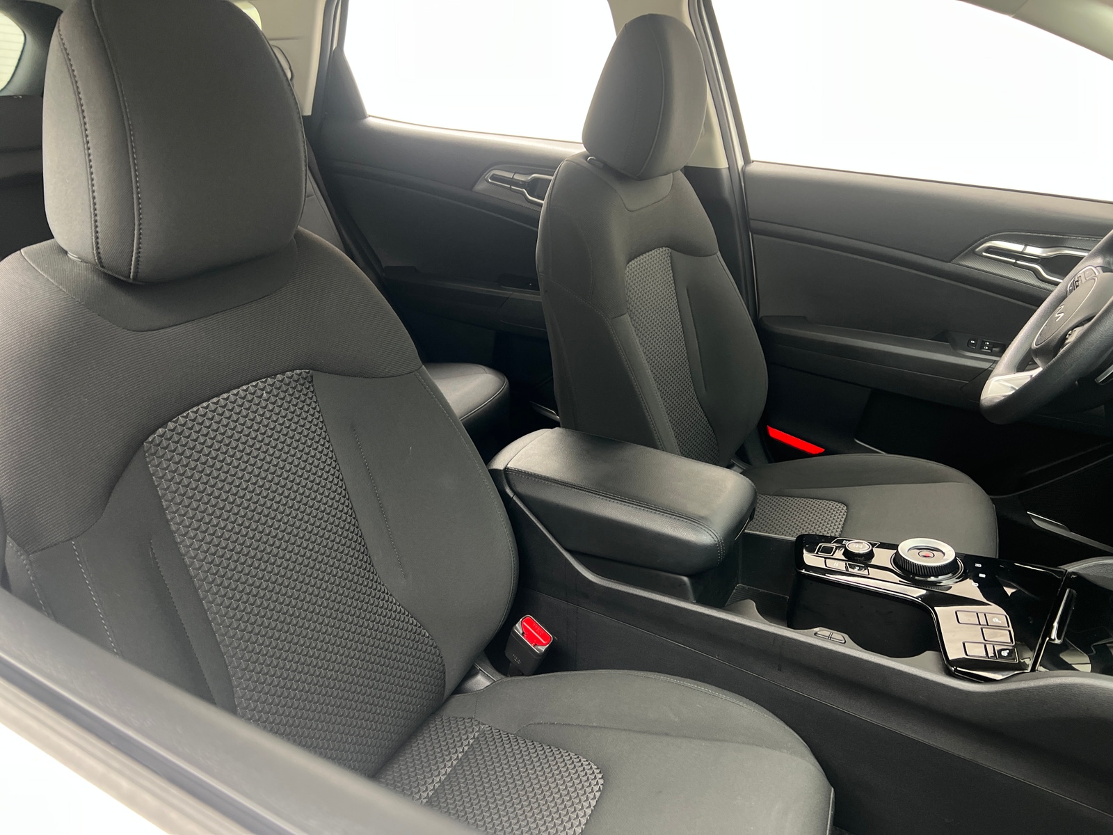 Thumbnail: 2023 Kia Sportage - 2