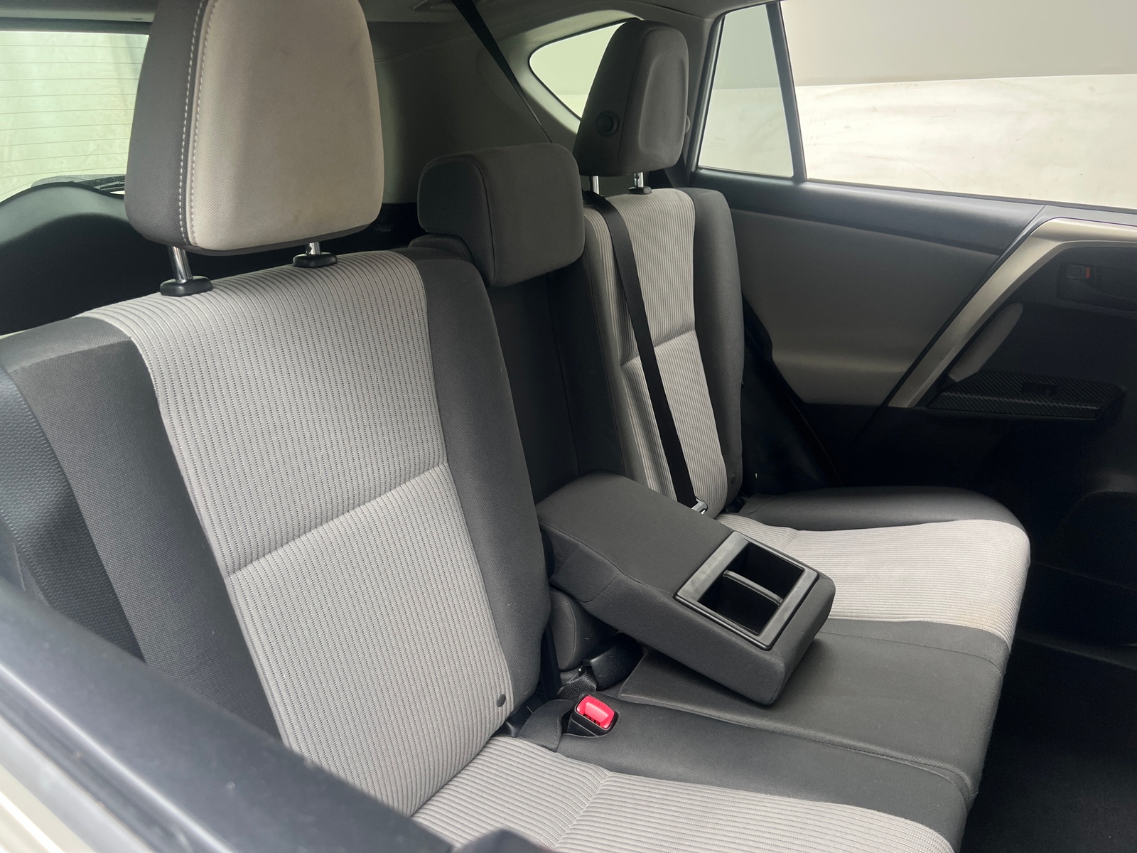 Thumbnail: 2014 Toyota RAV4 - 6