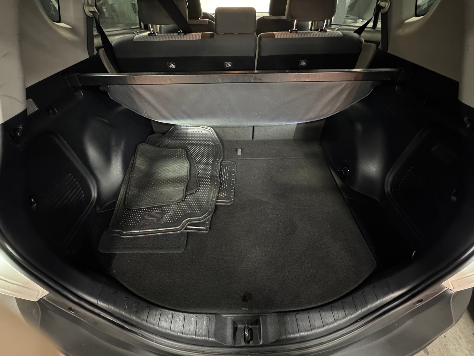 Thumbnail: 2014 Toyota RAV4 - 7