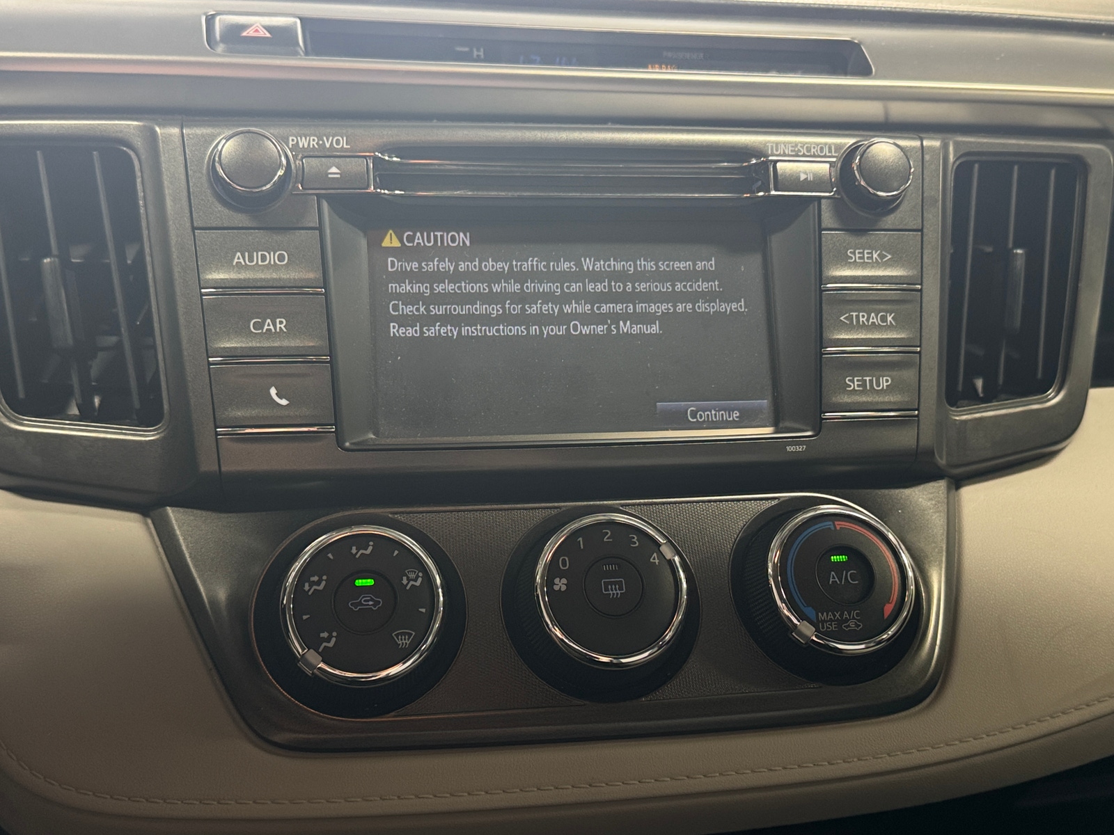 Thumbnail: 2014 Toyota RAV4 - 4