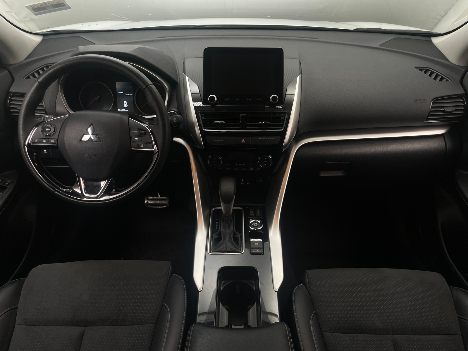 Thumbnail: 2024 Mitsubishi Eclipse Cross - 3