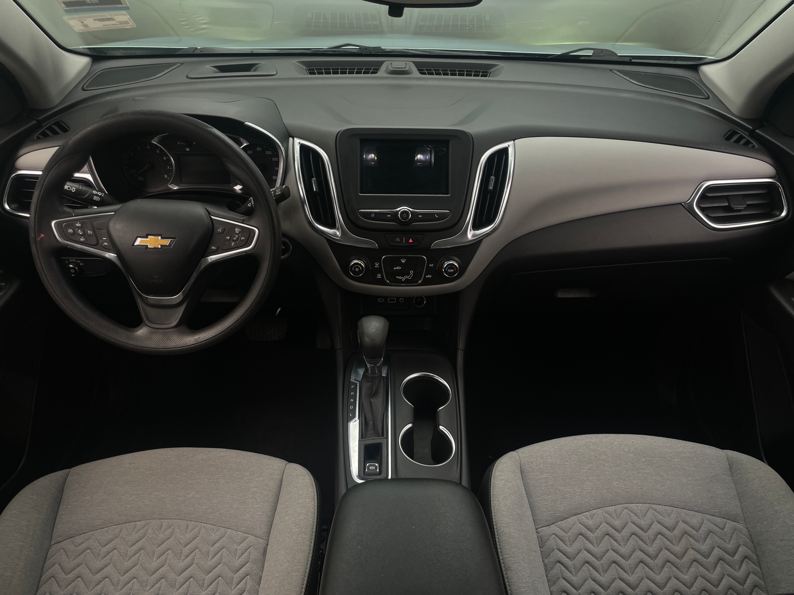 Thumbnail: 2022 Chevrolet Equinox - 3