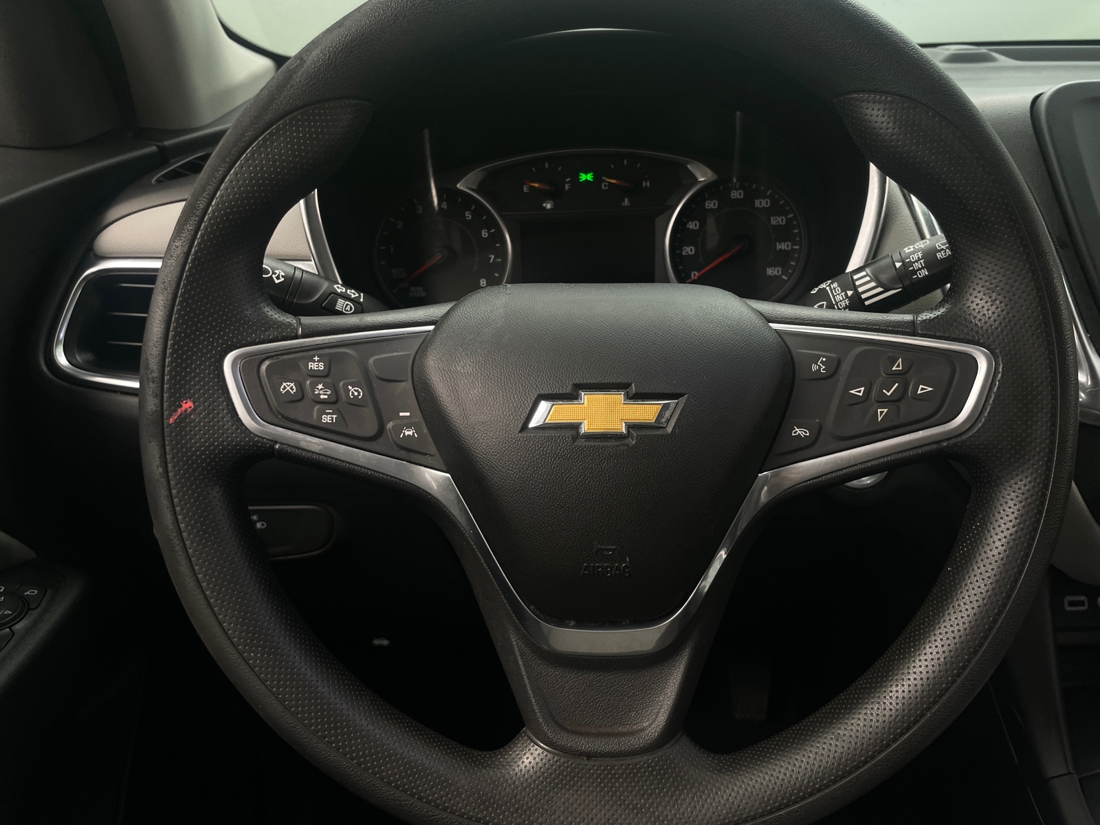 Thumbnail: 2022 Chevrolet Equinox - 5
