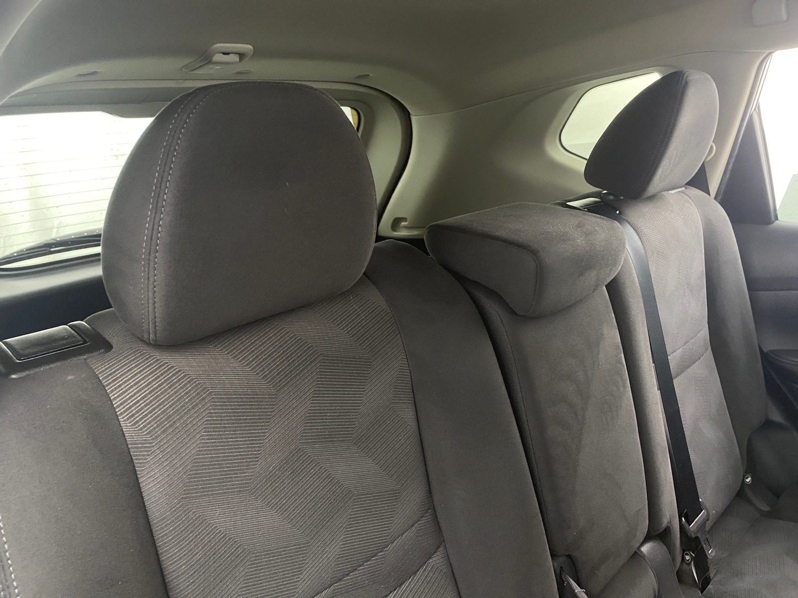 Thumbnail: 2016 Nissan Rogue - 6