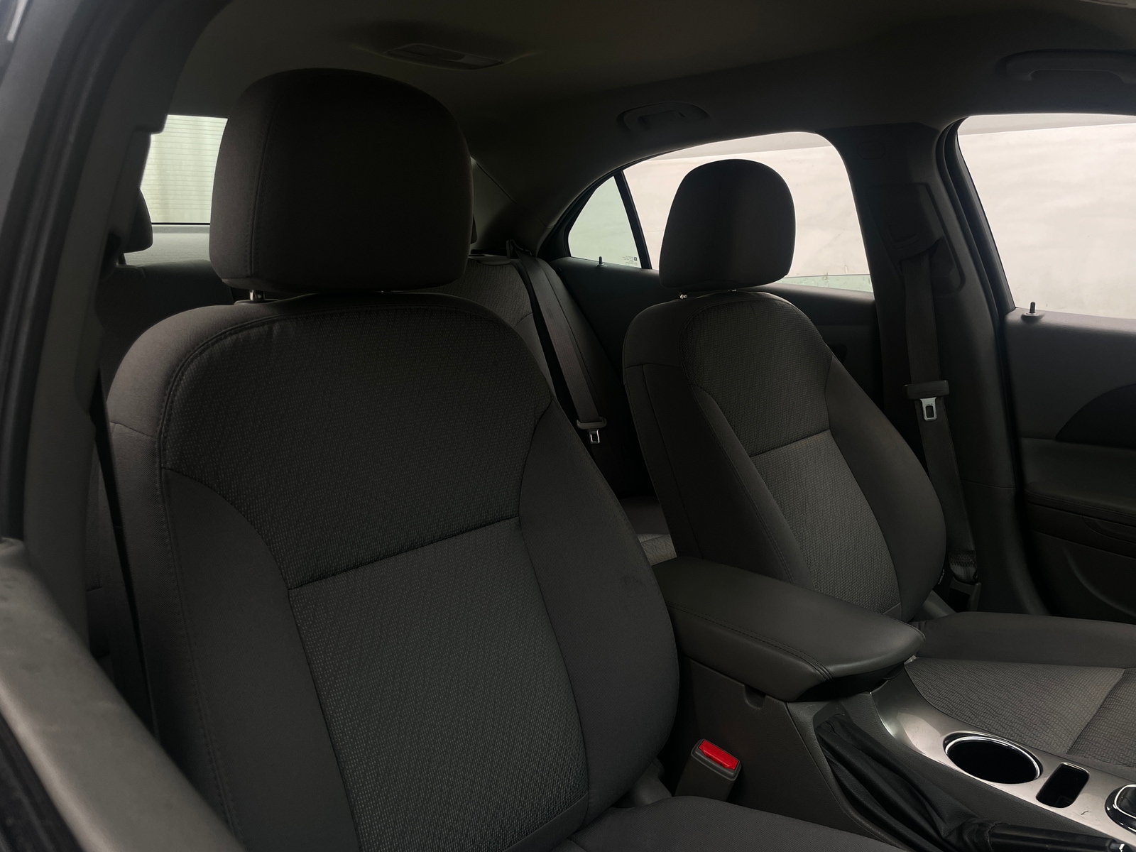 Thumbnail: 2015 Chevrolet Malibu - 2