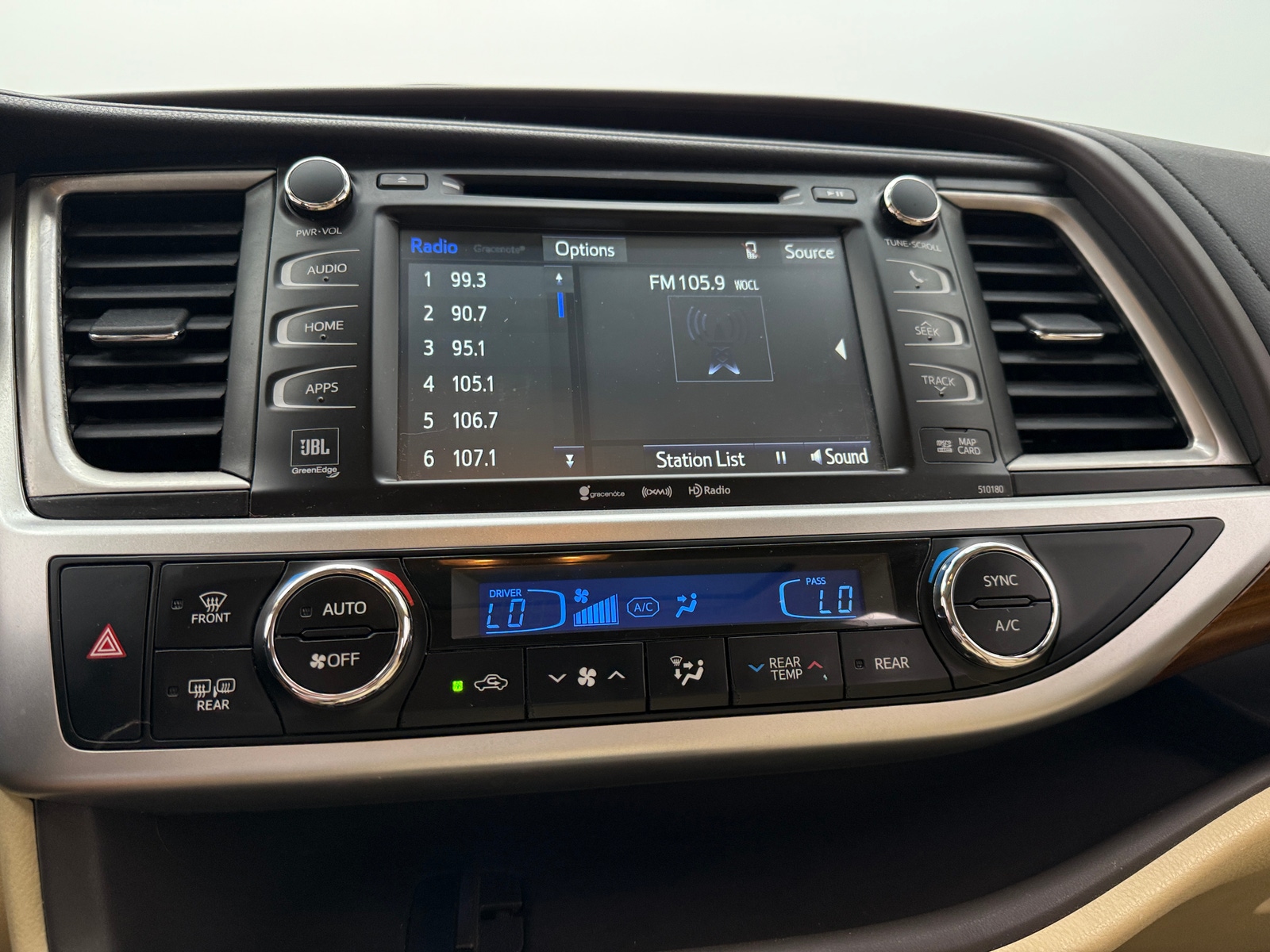 Thumbnail: 2017 Toyota Highlander - 3