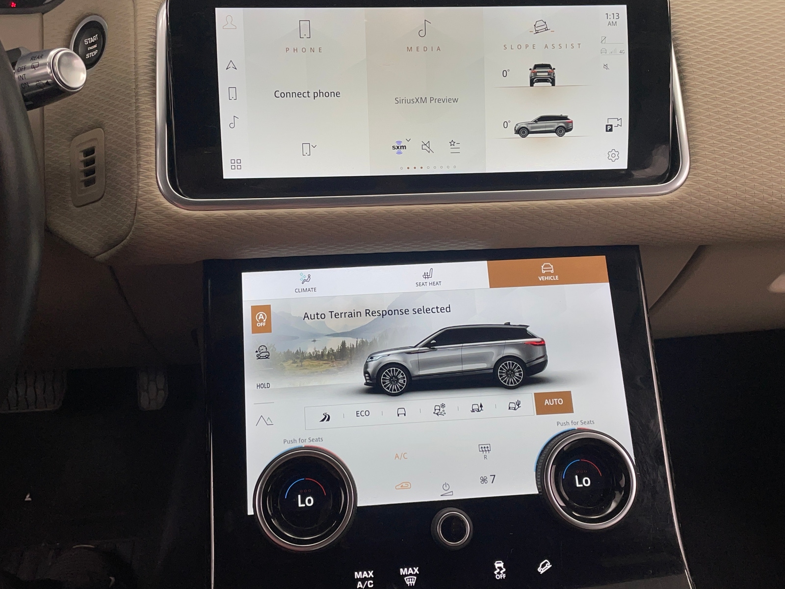 Thumbnail: 2021 Land Rover Range Rover Velar - 3