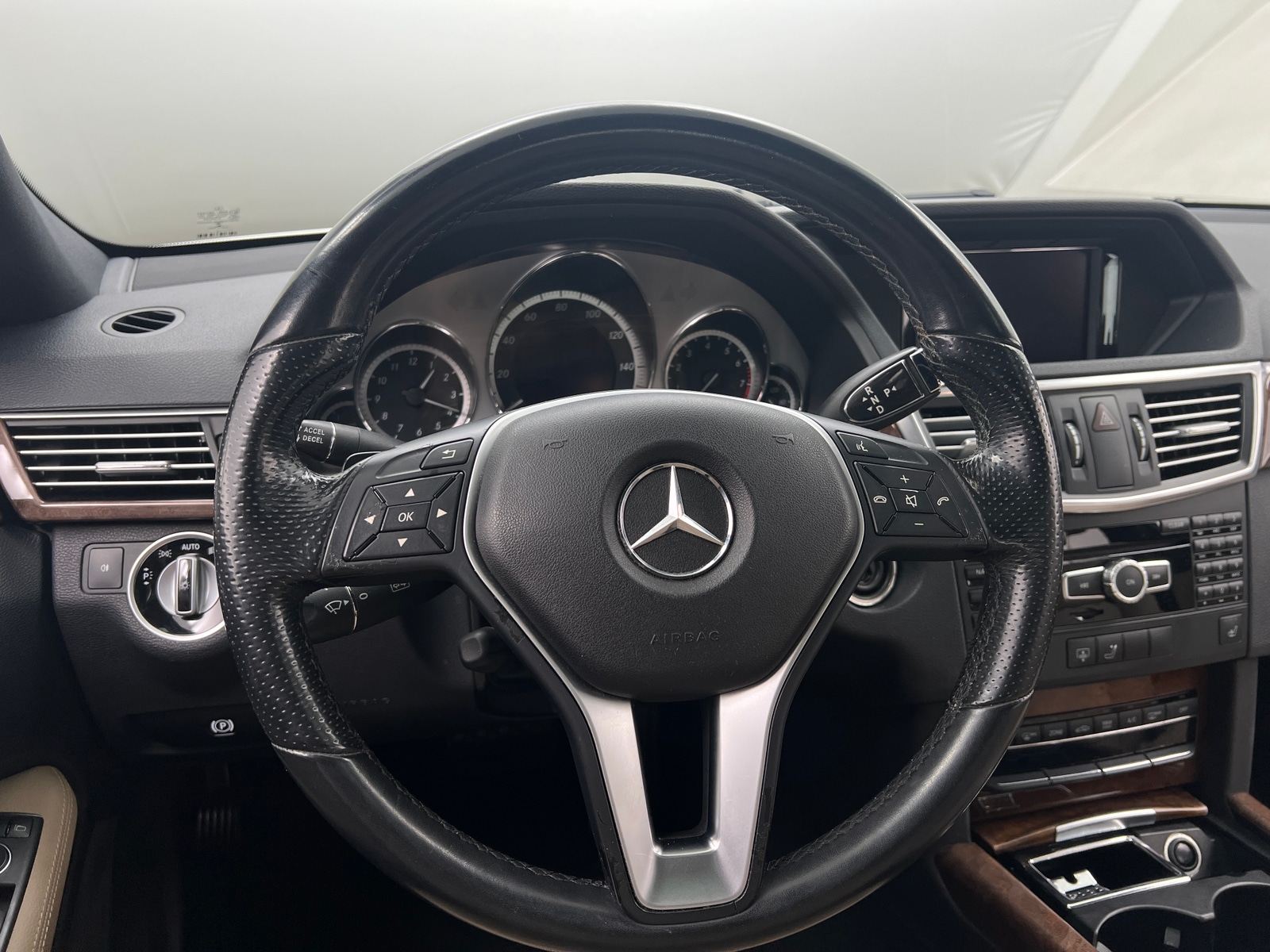 Thumbnail: 2013 Mercedes-Benz E-Class - 4
