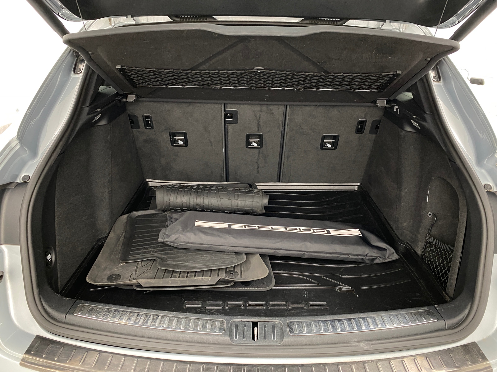Thumbnail: 2019 Porsche Macan - 6