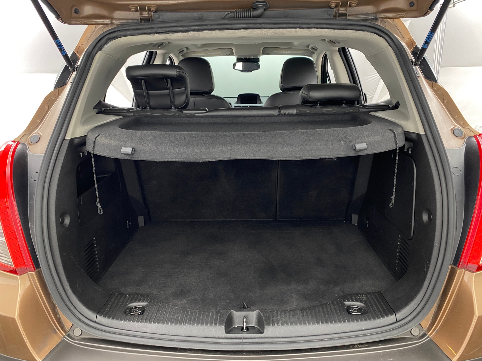Thumbnail: 2016 Buick Encore - 6