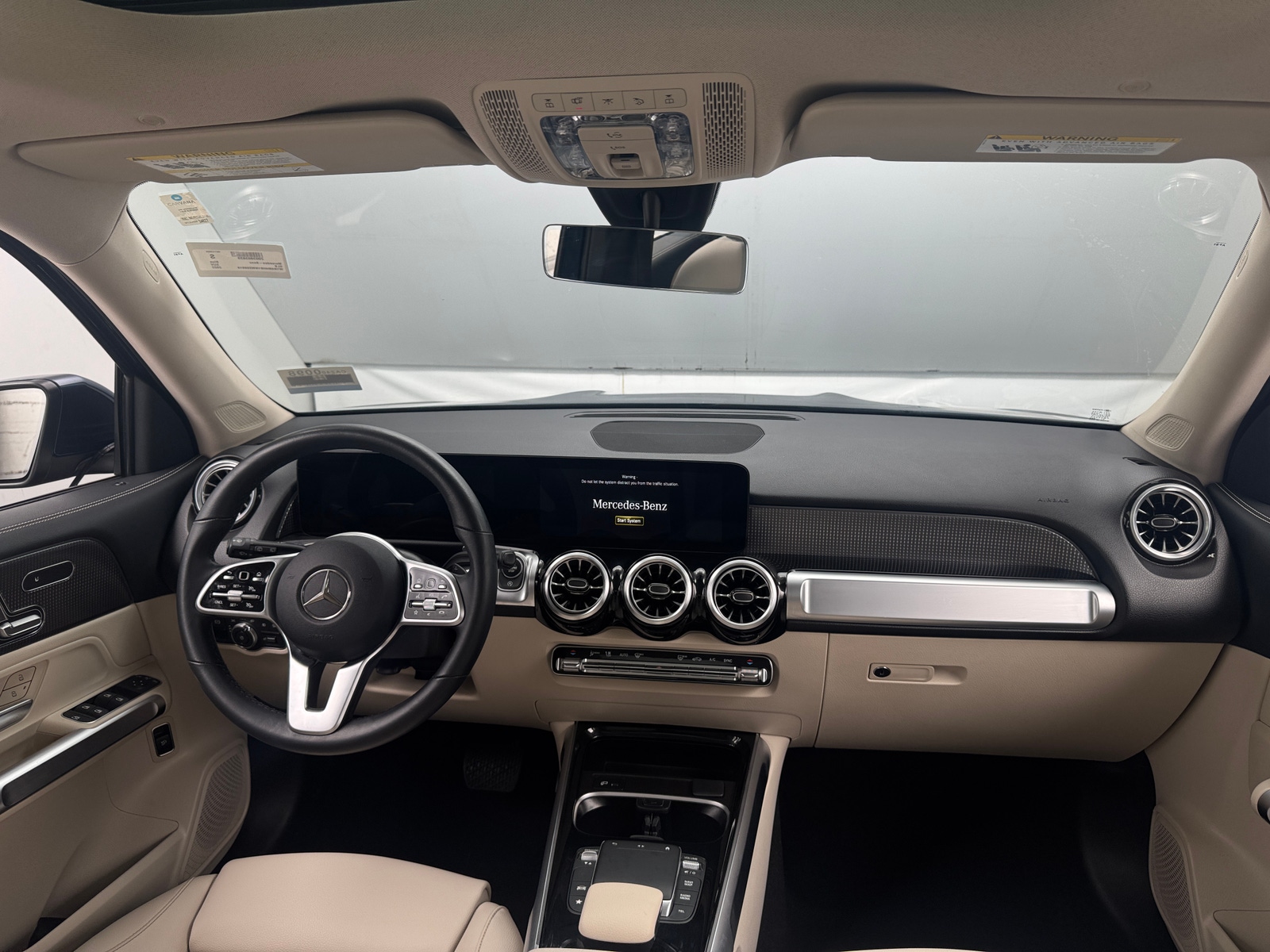 Thumbnail: 2022 Mercedes-Benz GLB - 2