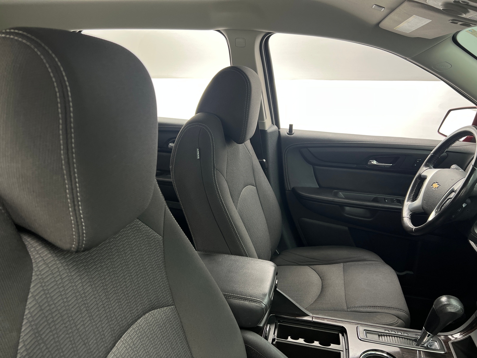 Thumbnail: 2017 Chevrolet Traverse - 2