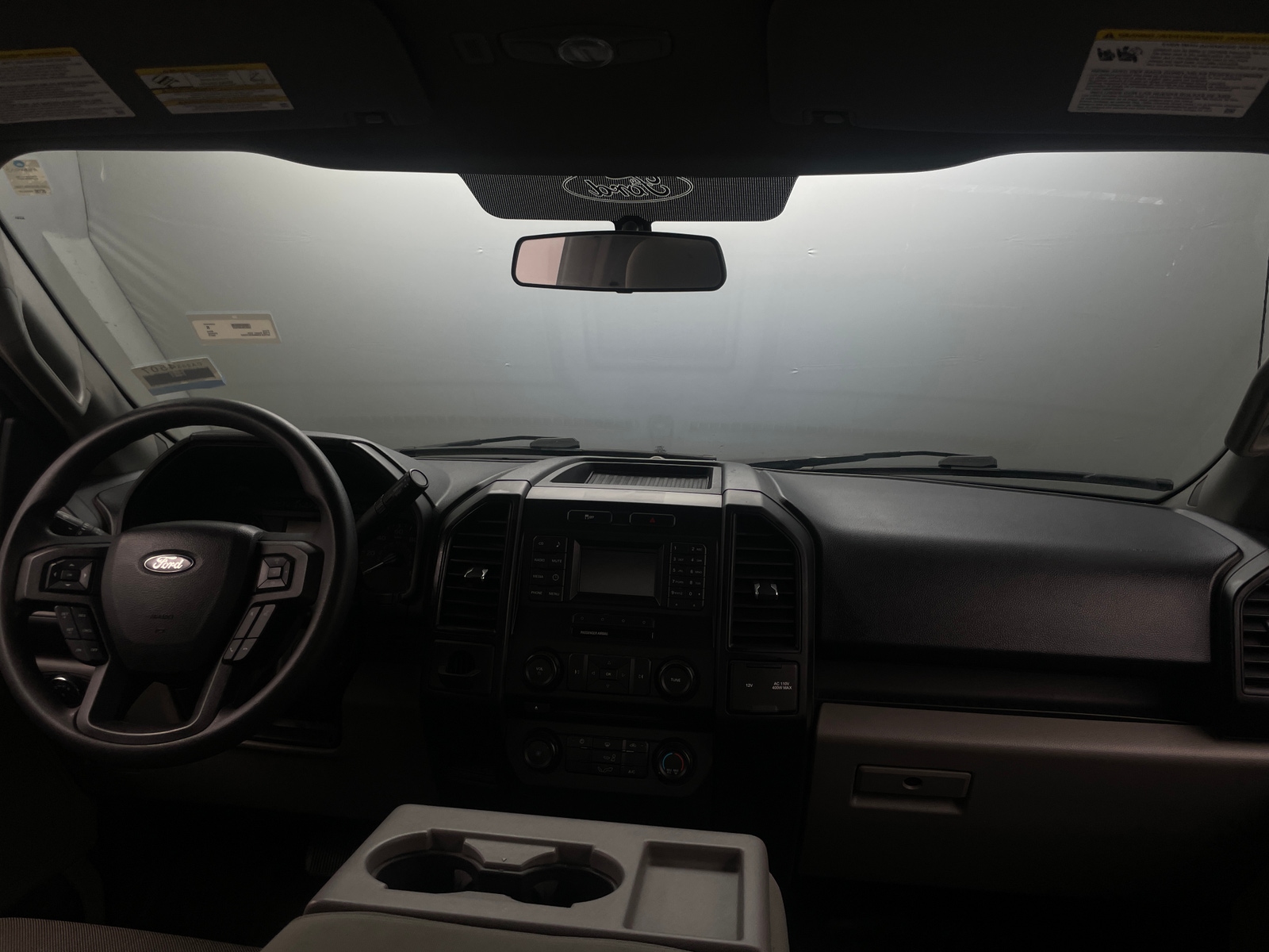 Thumbnail: 2017 Ford Econoline - 3