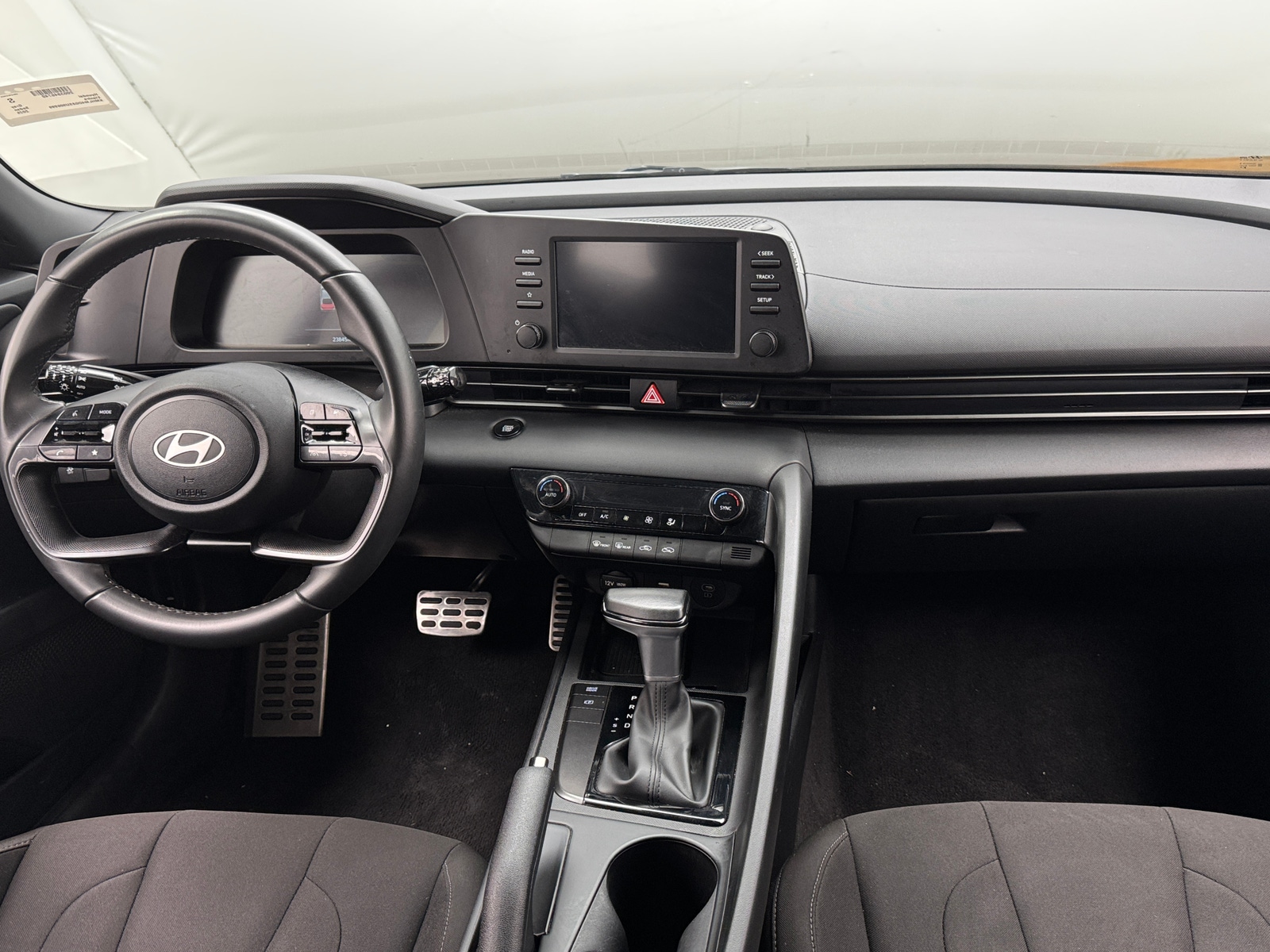 Thumbnail: 2025 Hyundai Elantra - 3