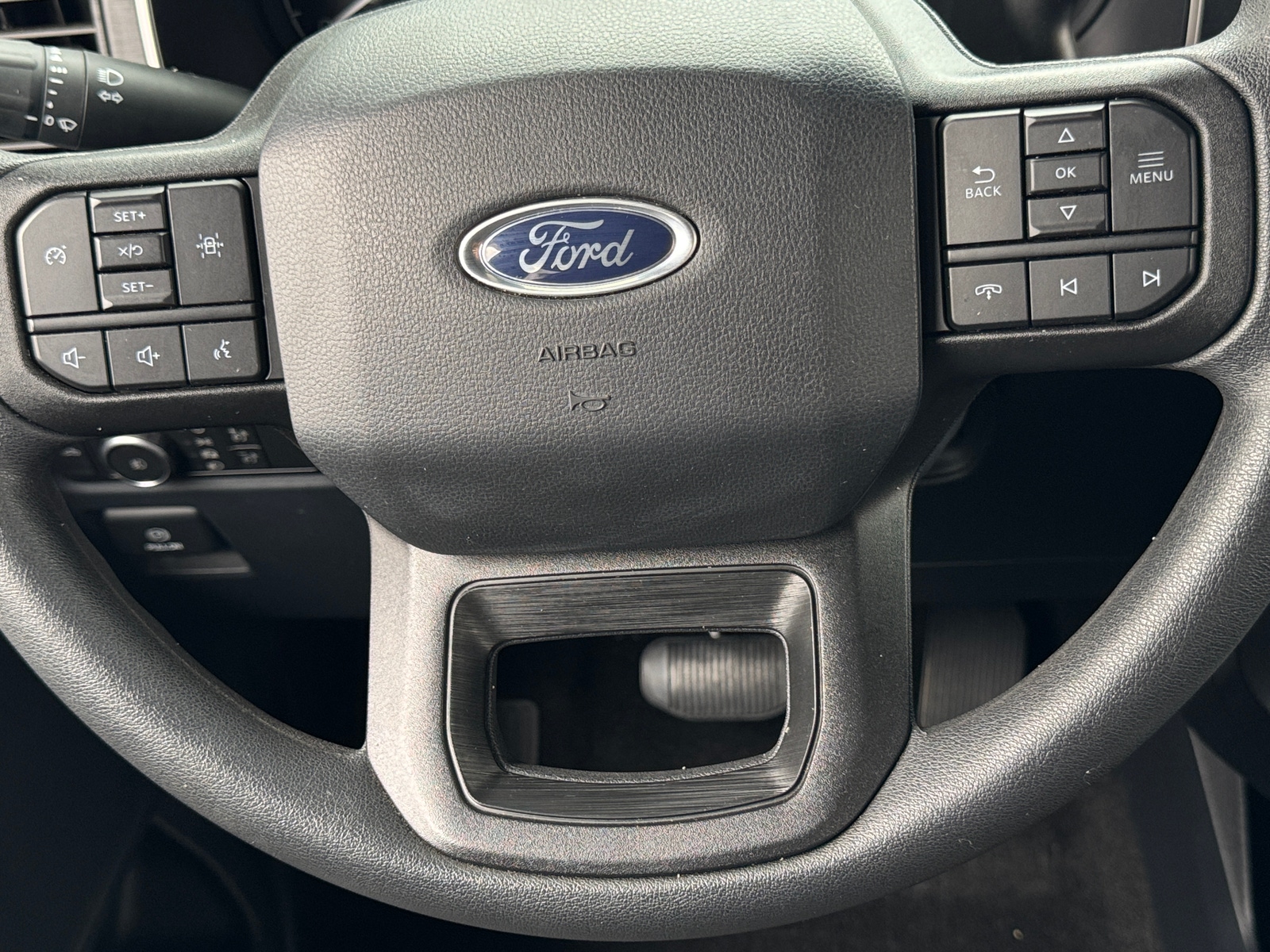 Thumbnail: 2022 Ford Econoline - 5