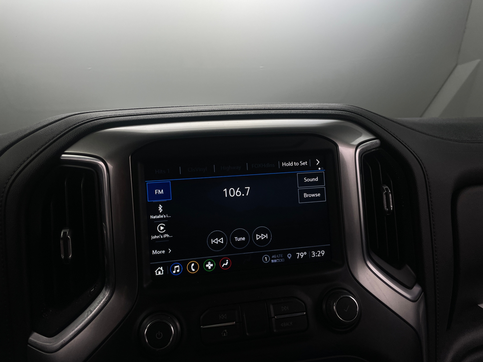 Thumbnail: 2022 Chevrolet Silverado 2500 - 4