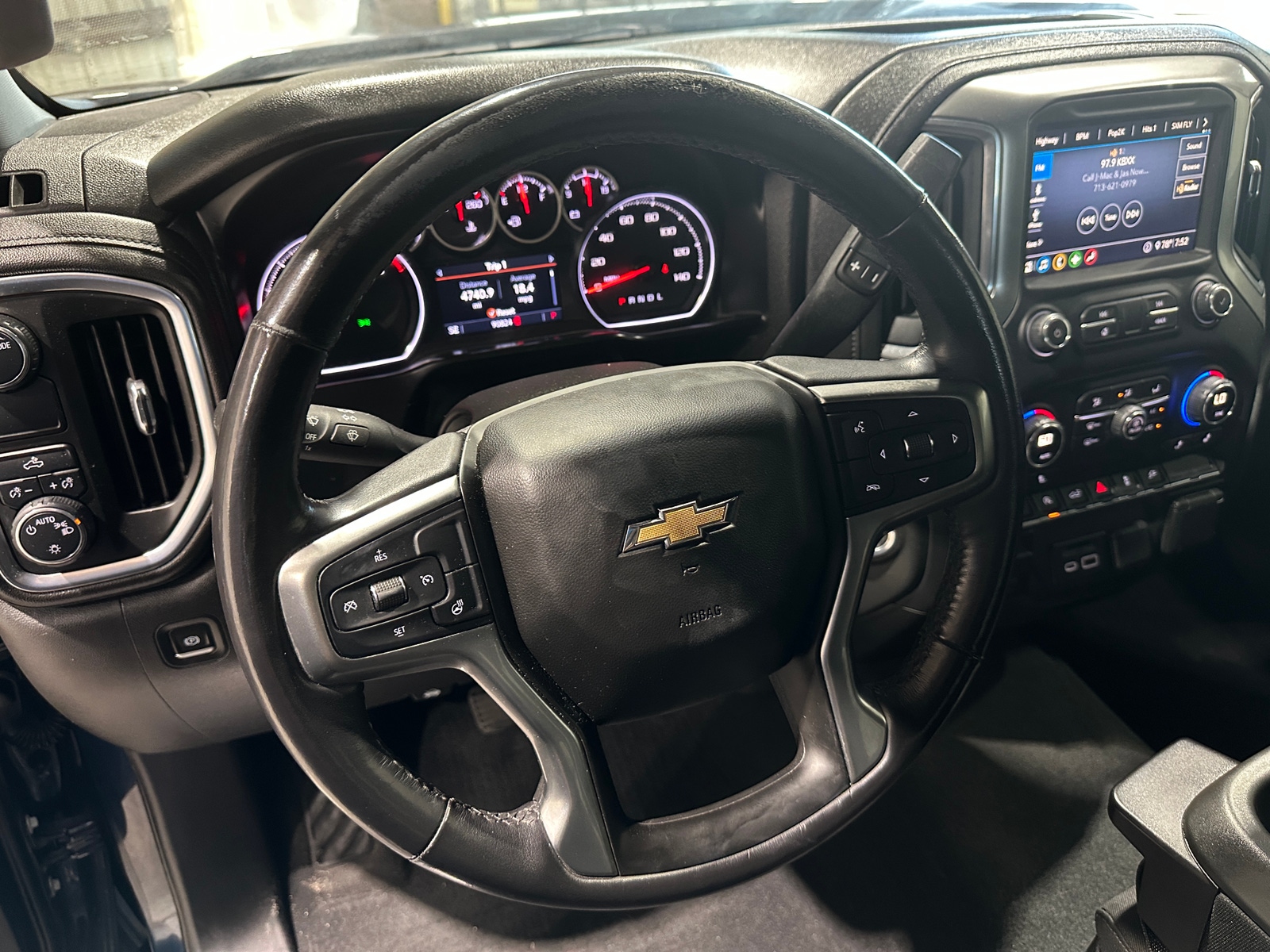 Thumbnail: 2020 Chevrolet Silverado 1500 - 5