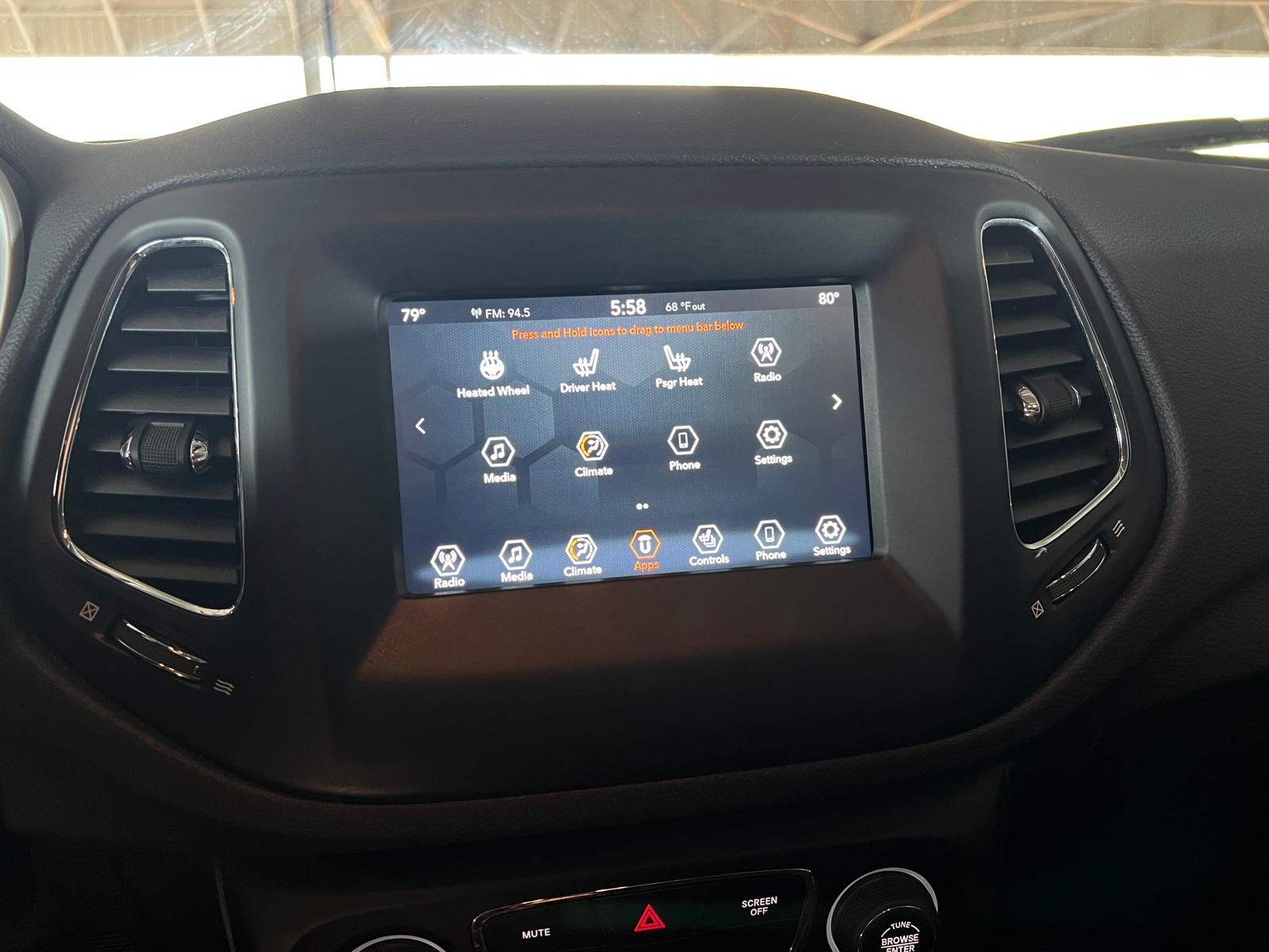 Thumbnail: 2021 Jeep Compass - 4
