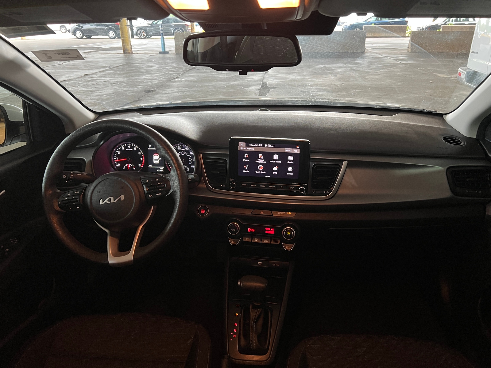 Thumbnail: 2022 Kia Rio - 3