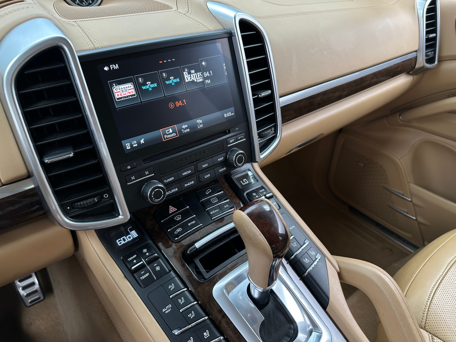 Thumbnail: 2017 Porsche Cayenne - 3
