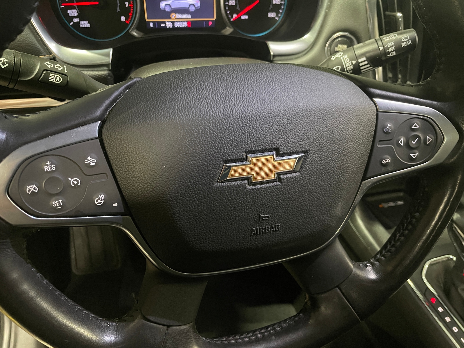 Thumbnail: 2021 Chevrolet Traverse - 4