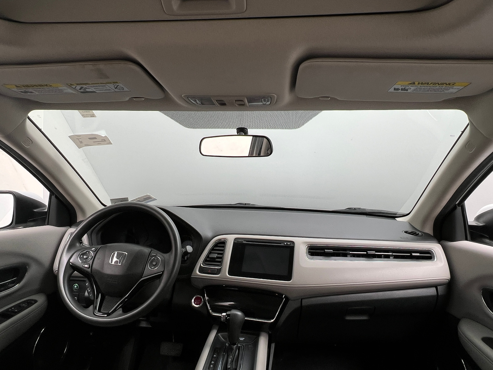 Thumbnail: 2016 Honda HR-V - 3