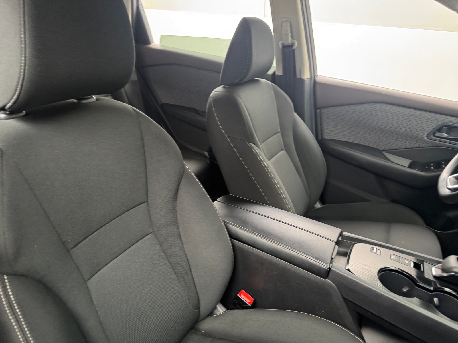 Thumbnail: 2023 Nissan Rogue - 2