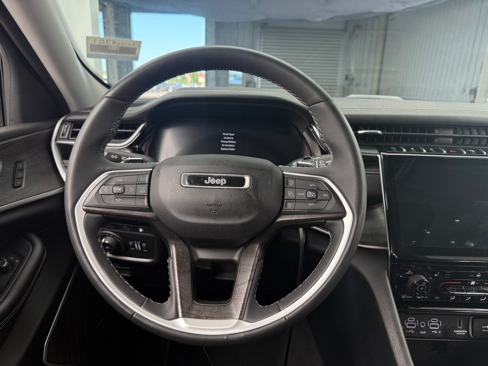 Thumbnail: 2023 Jeep Grand Cherokee - 4