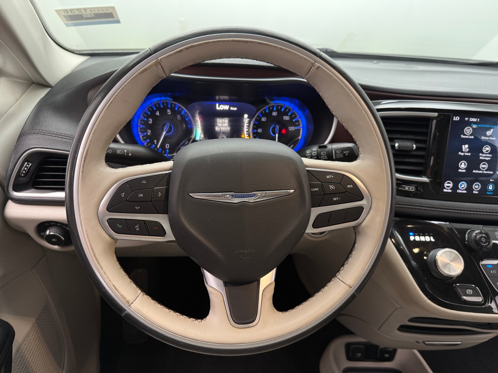 Thumbnail: 2020 Chrysler Pacifica - 4