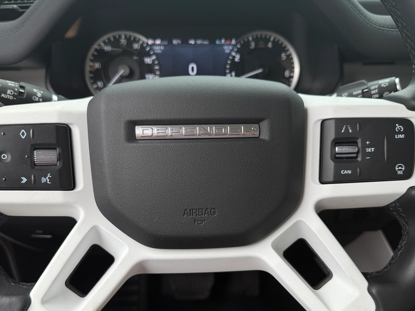 Thumbnail: 2023 Land Rover Defender - 5