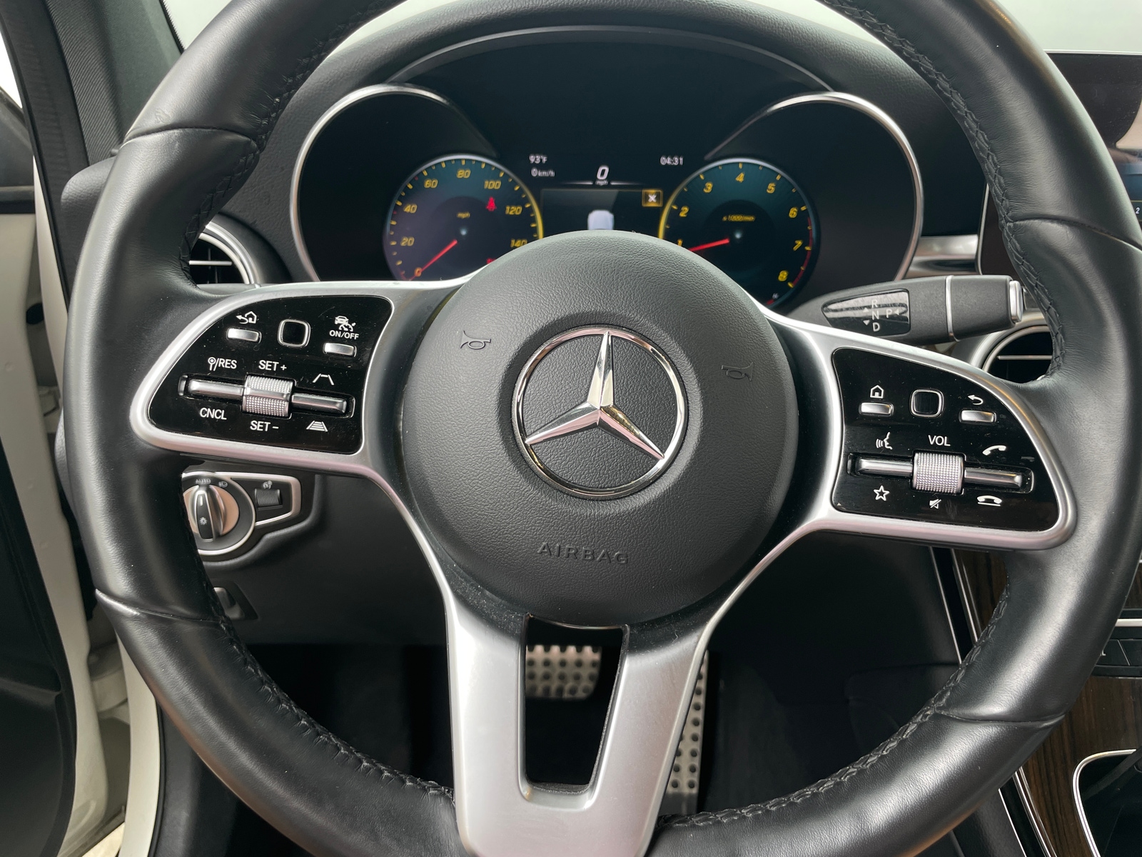Thumbnail: 2022 Mercedes-Benz GLC - 4