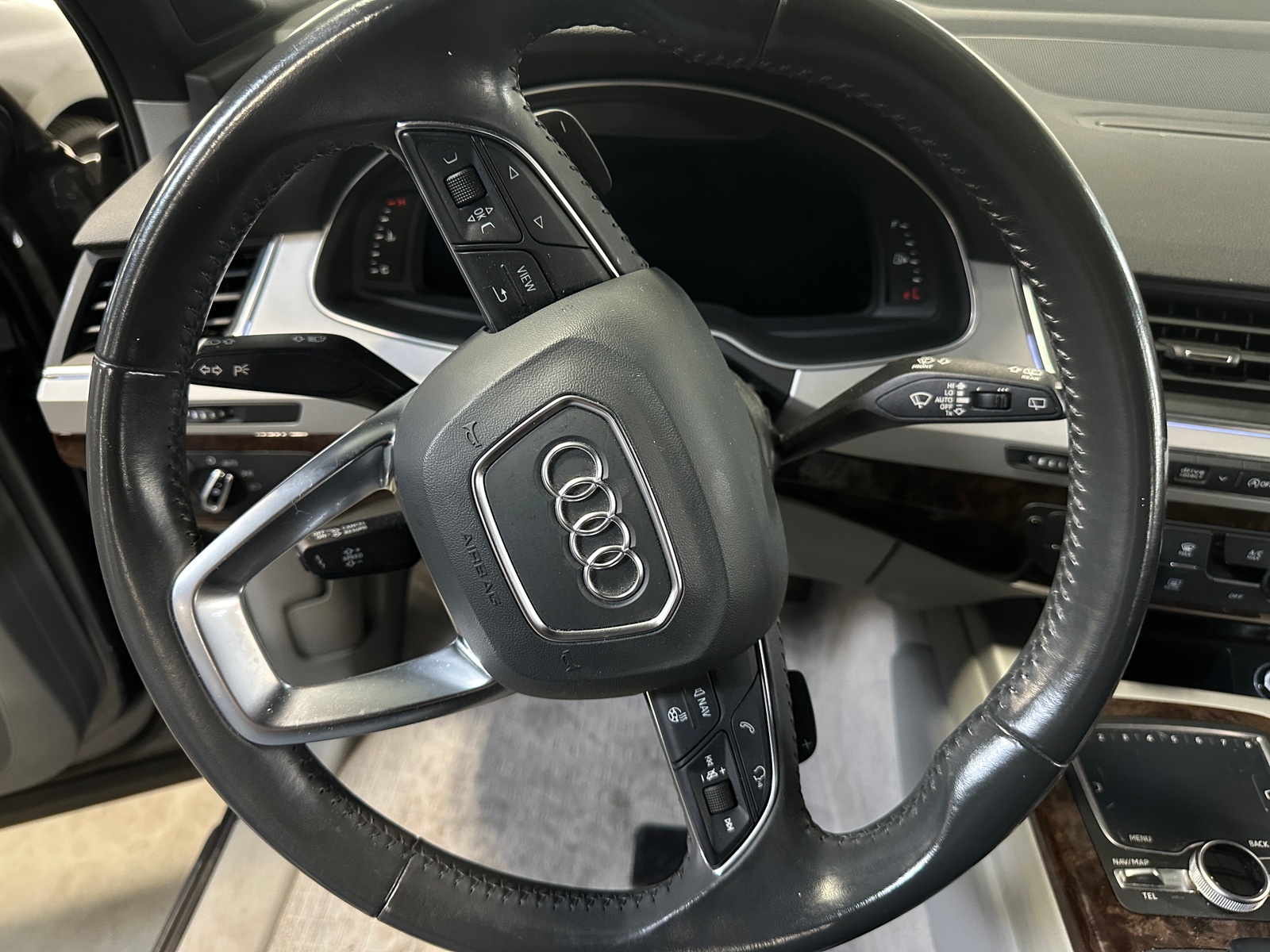 Thumbnail: 2018 Audi Q7 - 4