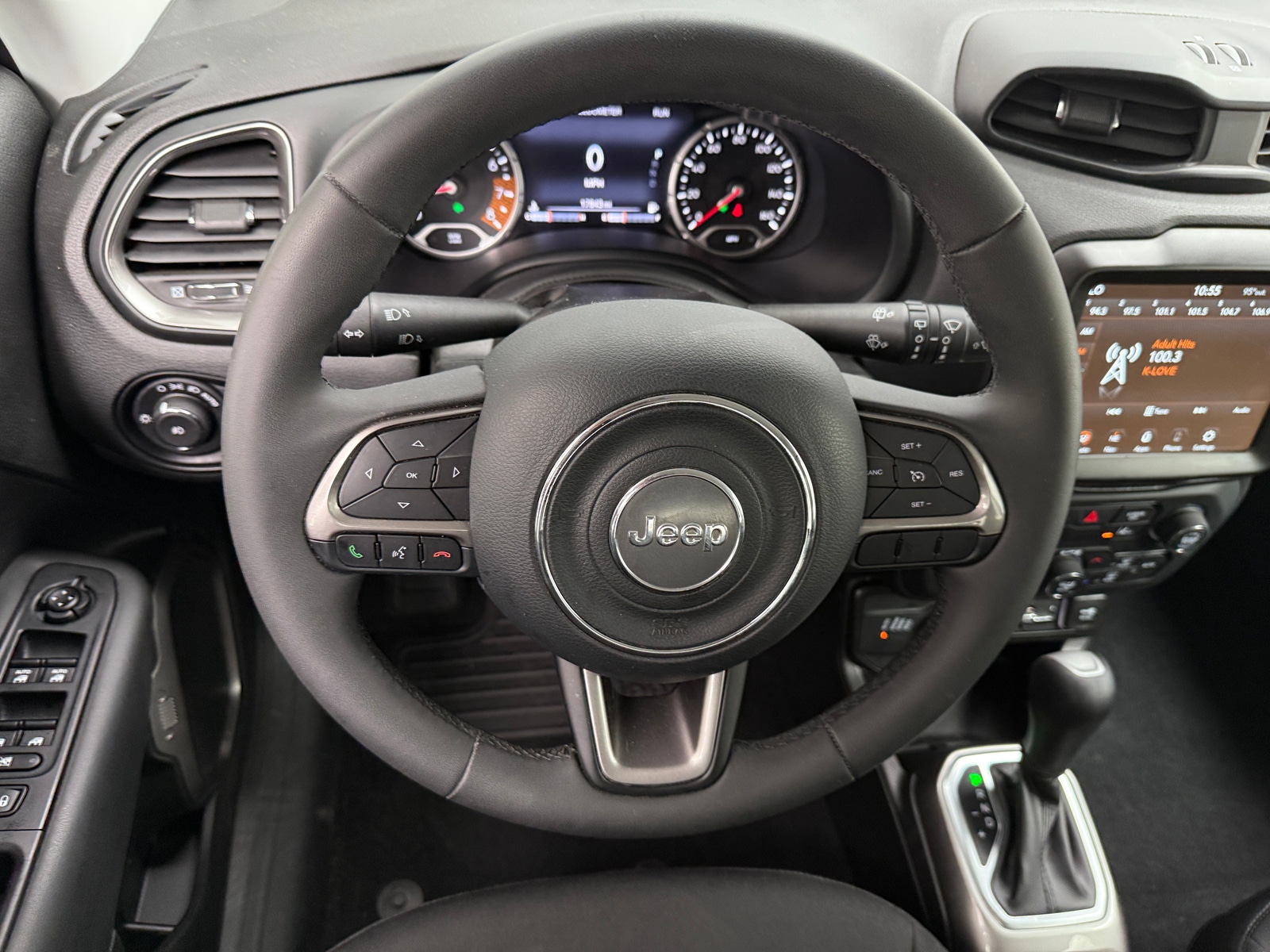 Thumbnail: 2022 Jeep Renegade - 5