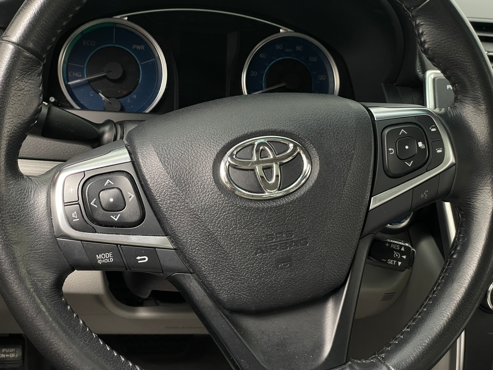 Thumbnail: 2016 Toyota Camry - 4
