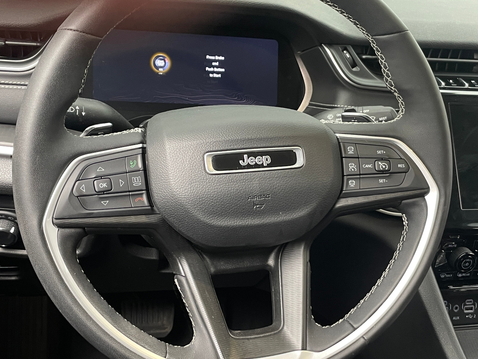 Thumbnail: 2023 Jeep Grand Cherokee - 5