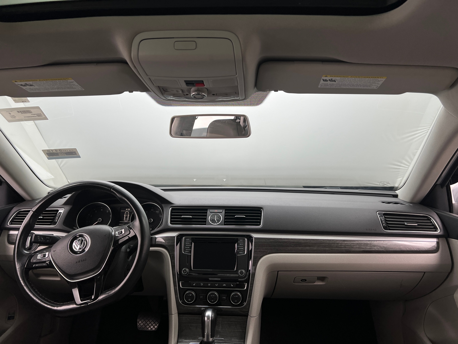Thumbnail: 2017 Volkswagen Passat - 2