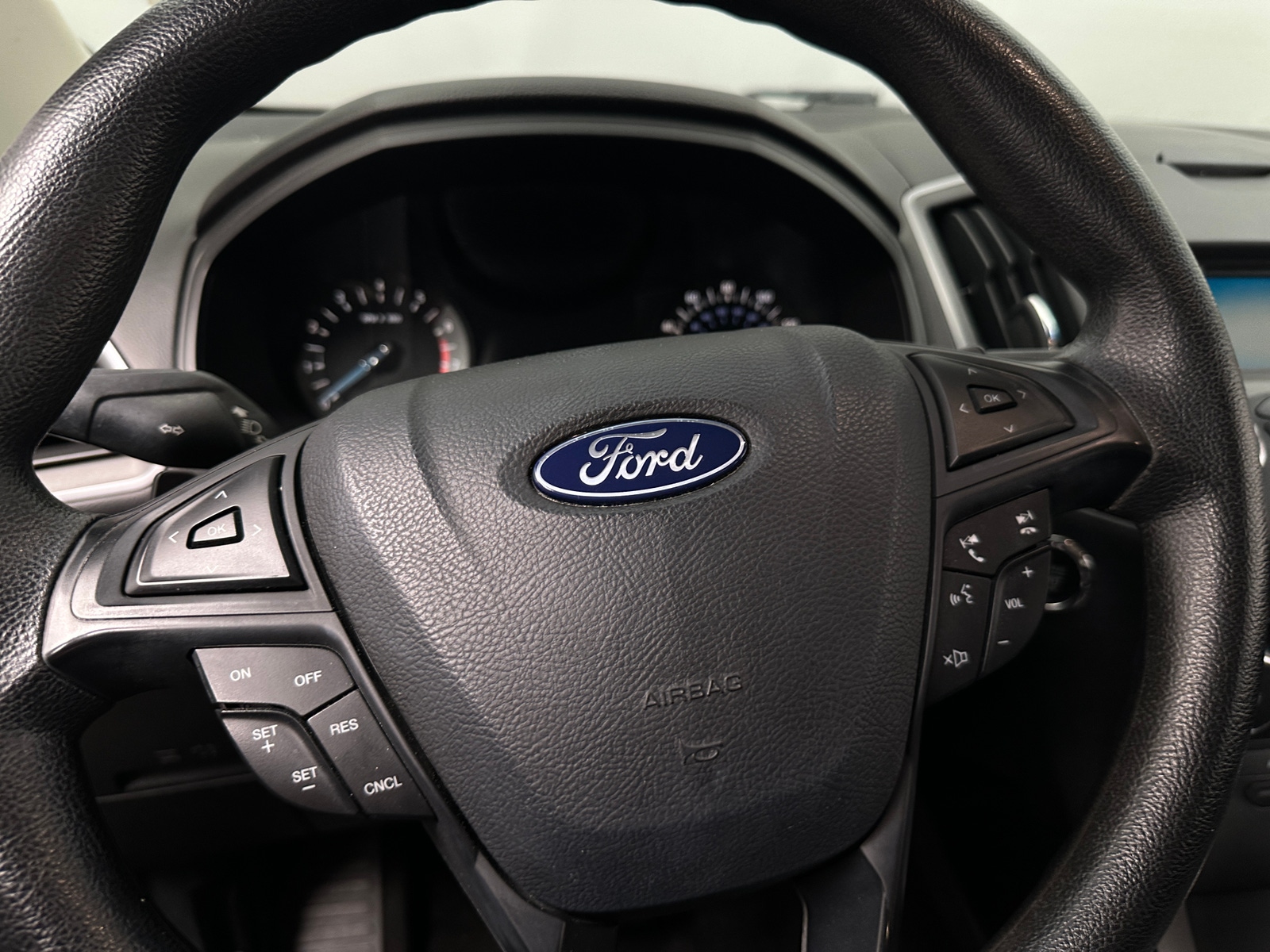 Thumbnail: 2018 Ford Edge - 5