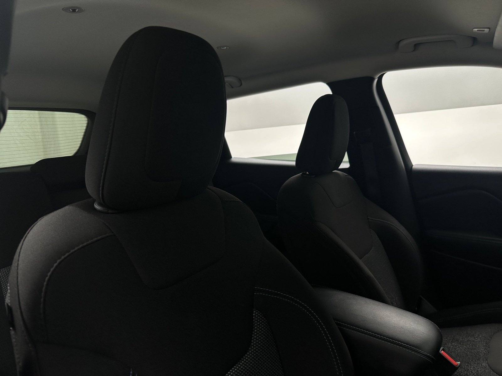 Thumbnail: 2019 Jeep Cherokee - 2