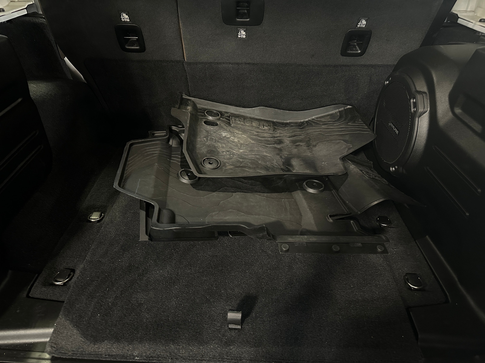 Thumbnail: 2021 Jeep Wrangler - 6
