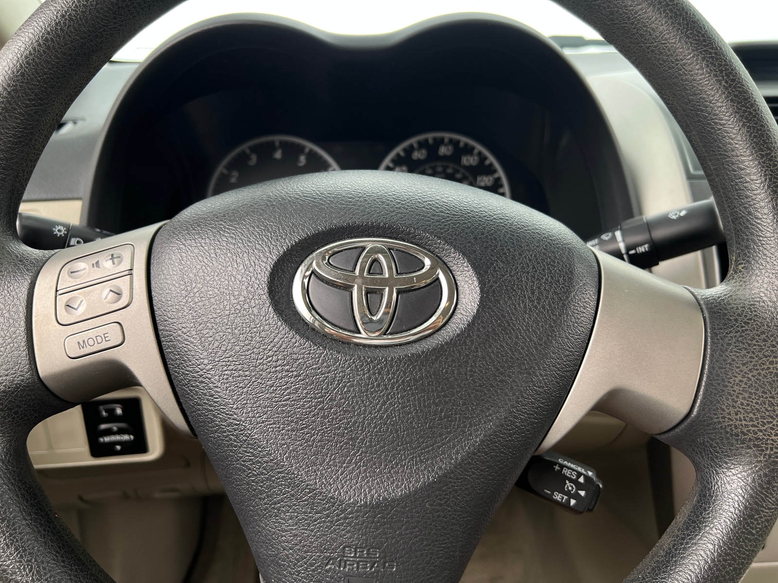 Thumbnail: 2012 Toyota Corolla - 5
