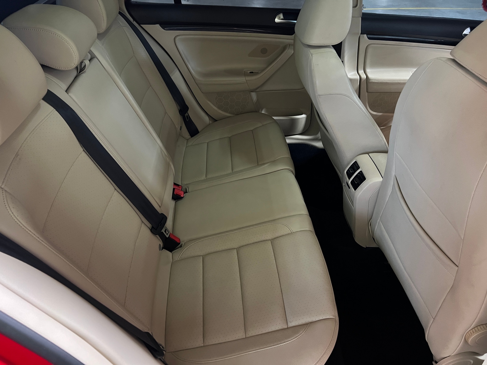 Thumbnail: 2013 Volkswagen Jetta - 5