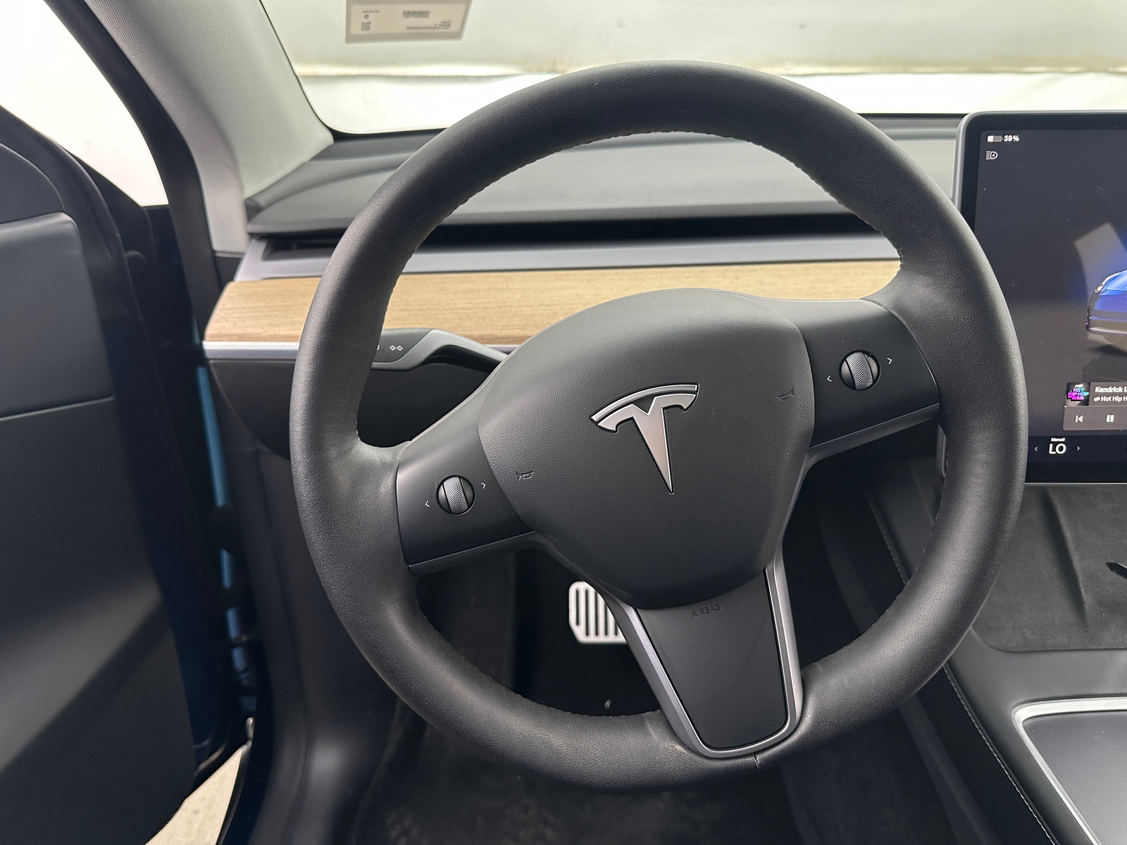 Thumbnail: 2022 Tesla Model Y - 4