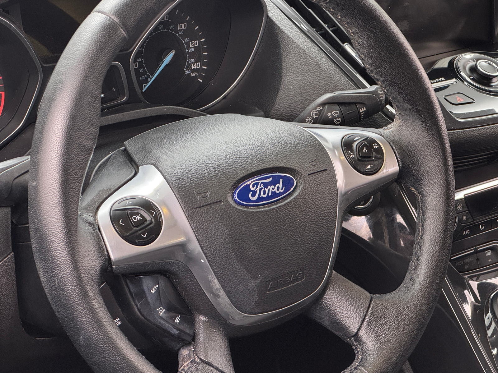 Thumbnail: 2015 Ford Escape - 4