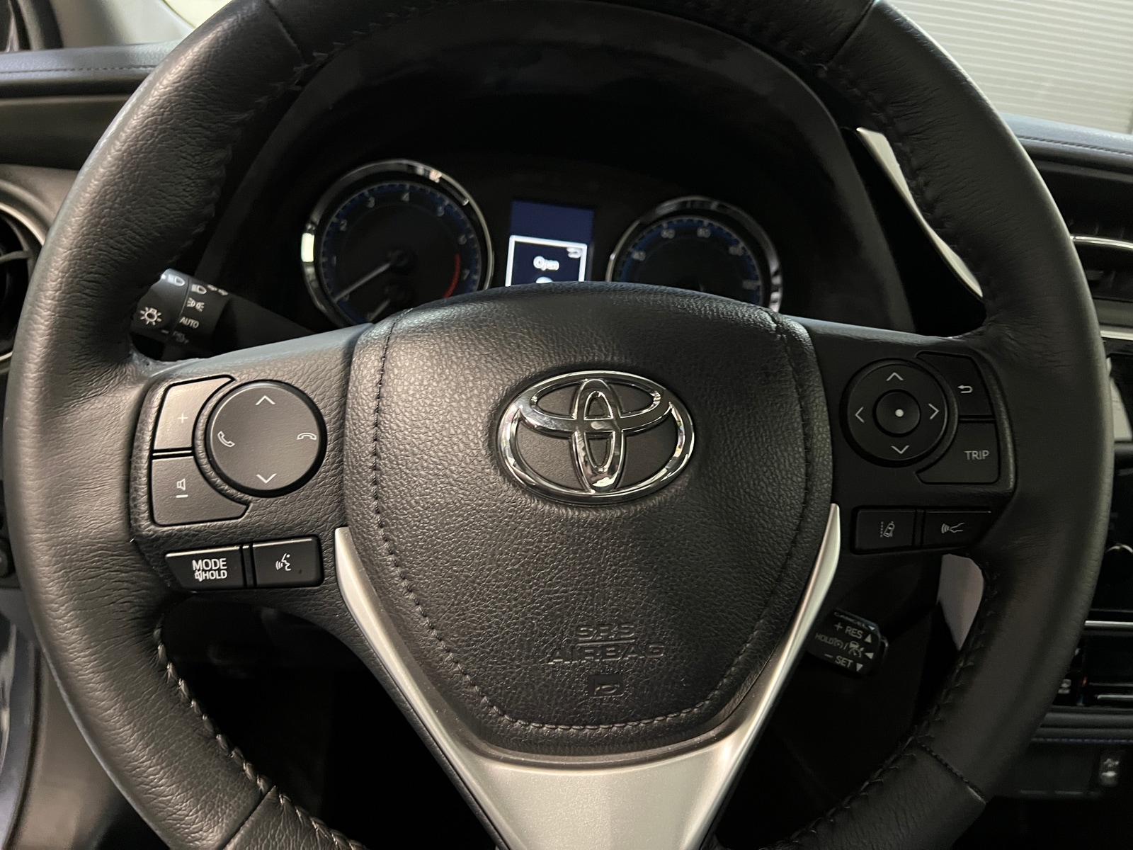 Thumbnail: 2017 Toyota Corolla - 5
